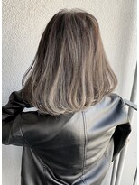 ロゼ 六甲道(ROSE)&nbsp;【ROSE/六甲道】外人風カラー/シルバーアッシュ/ボブguest418