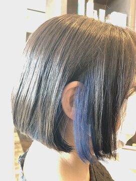 ベランダ(veranda) ボブとインナーカラーマリンブルー