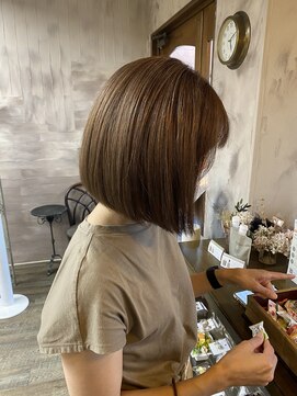 モニュメント(Monument) マロベージュ