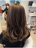 《R+》ハイライトグレージュ◎ロングヘア