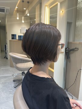 ウインナーヴィジョン 栄 久屋大通店(WINNER VISION) 【透明感抜群】白髪ぼかしカラーとくびれショートボブ