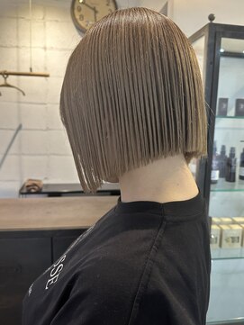 フゾンカウチ(fuzon kauti) 大人ショートボブハイライト髪質改善２０代３０代４０代