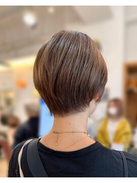ネオリーブアイム 横浜西口店(Neolive aim) フェザーショートマロンベージュメルティーカラー似合わせカット