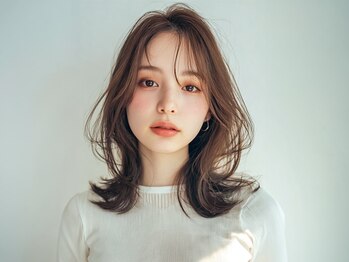 フレイムス ヘアアンドリラックス 吉川店(Frames hair&relax)の写真/トレンドのハイトーンカラーもダメージを最小限に◎イヤリングカラー、ハイライトでの白髪ぼかしもお任せ！