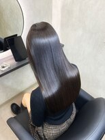 ユニー(uniii)&nbsp;暗髪サラツヤロング