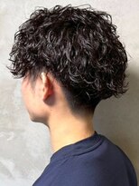 ディスイズバーバーサード(THIS IS BARBER 3rd) 刈り上げ マッシュ スパイラルパーマ ツーブロック 20代