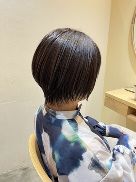 ソウス ユアン(SOURCE yuan) 束感くびれショート【佐藤和弥】
