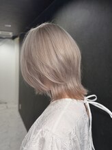 ヘアーアート リオン バイニューヨークニューヨーク(hair art Le Riow byNYNY)&nbsp;ホワイトベージュ