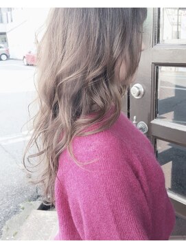 ヘアラウンジ ビジュー(hair Lounge Bijou) アッシュベージュロング