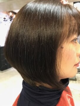ヘアコレクション アンジュ(Hair collection Unge) <ミセス>フォルムが綺麗な小顔ショートボブ Unge名駅店/ボブ
