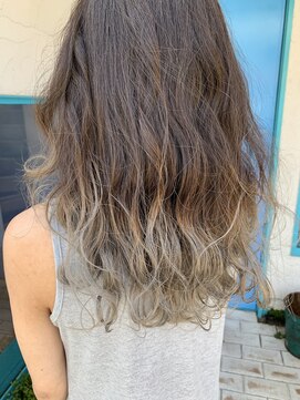 アトリエコパン(atelier copan) ホワイトベージュグラデーション