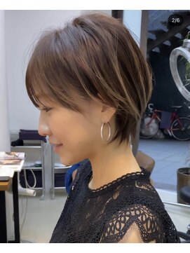 ミィ 表参道(mee.) 【mee.】　大人ショート　ハイライトベージュ