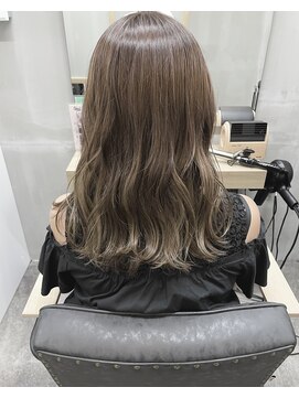 フレーム なんば店(FRAME) ▲ツヤ感ばっちりハイライト＋グレイベージュ▲