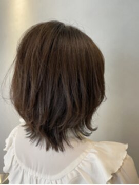 オレロ 国立(olelo) 大人ガーリー/似合わせカット/リバースセンターパート/国立