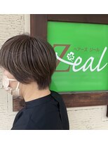 ヘアーズ ジール(hair's Zeal)&nbsp;大人ショートボブ・白髪ぼかしハイライト