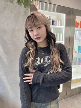 ゼスト クレス(ZEST Cres) 【立川CRES三木】流行中のブラックアクセントカラー☆