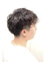 ヘアーアンドグルーミング ヨシザワインク(HAIR&GROOMING YOSHIZAWA Inc.)&nbsp;刈り上げツーブロック前下がりマッシュスパイラル風パーマ