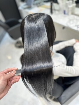 LAPISUTA 門前仲町 ヘアエステ【髪質改善美容院LAPISUTA門前仲町】