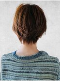 シンプルショート透けカラーショートレイヤー清潔感段カット