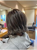 アッシュグレーボブ