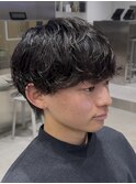 天神10代20代シャドウパーマゆるめメンズマッシュウルフカット