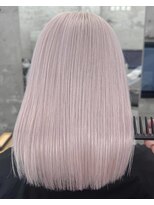 シャウルデッサントウキョウ 表参道(CHARLES DESSIN Tokyo)&nbsp;ケアブリーチ/ホワイトカラー/艶髪ショート