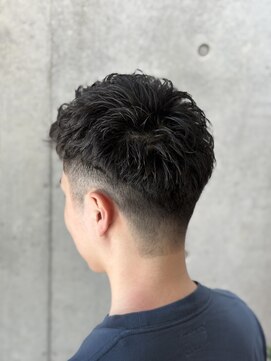 バーバーバー ナカノ(BARBER BAR NAKANO) アップバングツーブロショート【03】