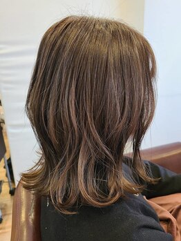 クロレヘア(Colorer hair)の写真/【坂出】落ち着いた雰囲気が漂う店内で、あなたの髪質に合わせたスタイルをご提案♪居心地の良さが魅力◎