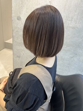 カケル(×.) やわらか丸みボブ