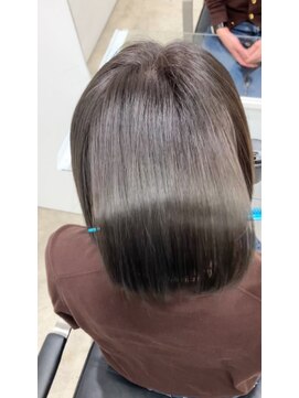 ベイ(BAE) 髪質改善カラー