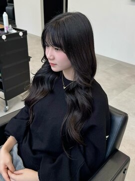 ラピステン 福岡天神 大名店(Lapis) 黒髪/顔周りカット/シースルーバング/エクステロング/韓国ヘア