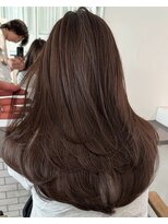 カラ 京都河原町(Kala)&nbsp;顔まわりカット/レイヤーブリーチなしダブルカラー20代30代40代