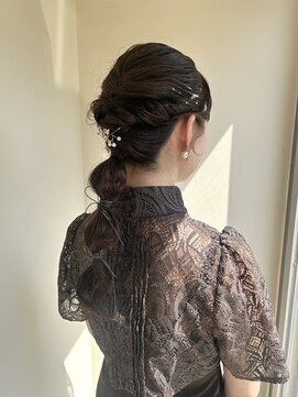 ペスカケイクリエイティブ(PESCA K-CREATIVE) 編み込みローポニーヘアアレンジ