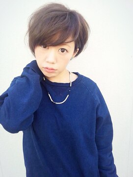 ディー(dee) dee スケルトンカーキアッシュ×小顔ショート