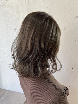 ヘアーワークス ヘルム 渋谷店(HAIR WORKS HELM) [HELM渋谷]アッシュブラウン ☆