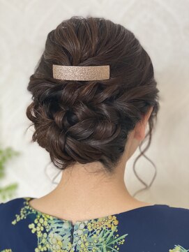 ヘアメイクアンドフォトスタジオ ベストシーン 有楽町 東京交通会館 ルーズアップ