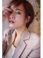 エールバイボヌール(Ere by Bonheur)&nbsp;顔周りがポイントな小顔ショート×モカベージュ