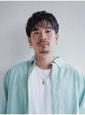 黒髪おしゃれボウズ短髪ソフトモヒカンスキンフェードカット