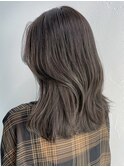 グレージュミディ_ショコラアッシュヘルシースタイル_ba410601