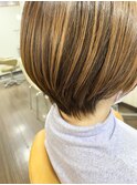 ショートボブ