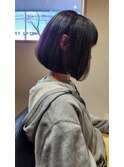 女子高生前下がりボブ