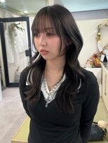 ハチ(HACHI) レイヤーカットで巻きスタイルも動きが出て可愛ある