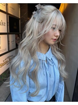 ホワイトベージュ/シルバーグレー/ハイトーンカラー