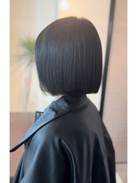 並行ボブ / 弘前 / 透明感カラー / ブルーブラック