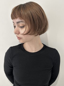 プッツとふわっと似合わせオン眉ミニボブ