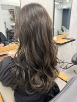 クラン 岡本(Chlan)&nbsp;オリーブグレージュ　ゆる巻きロング