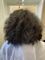 カットスペース イープラス(Cut space e+) ストレートヘアー