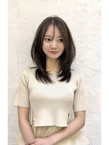 アナ ラーナ(Anna Lanna)&nbsp;ミディアムハッシュカット 内巻きヘア 韓国ヘア レイヤーカット
