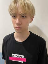 シロ(siro)&nbsp;ブロンド×抜け感マッシュ