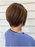 ブリーチなしカラー大人かわいいハンサムひし形束感ショート